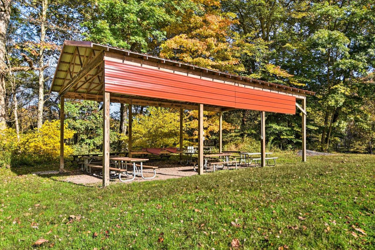 Pet-Friendly Cabin With Fire Pit And River Access! Parsons Extérieur photo