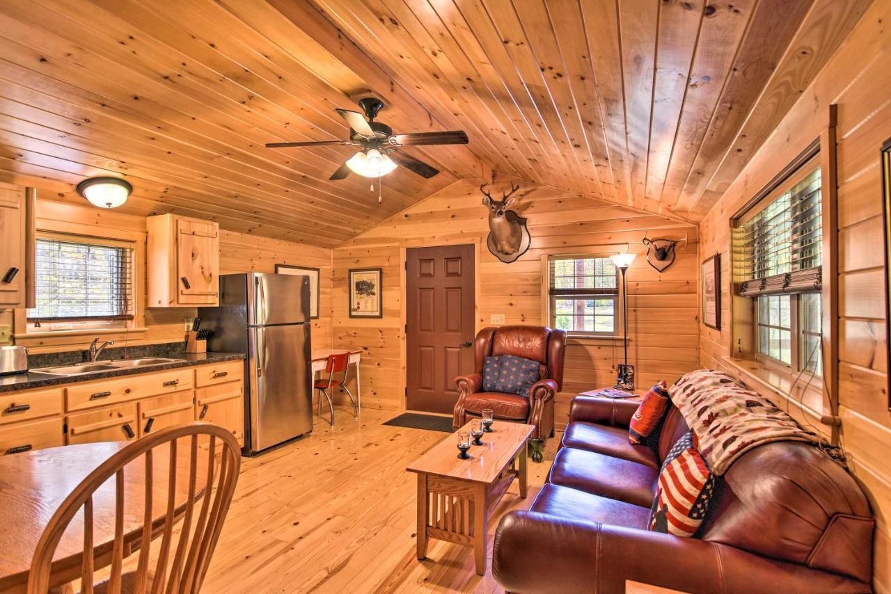 Pet-Friendly Cabin With Fire Pit And River Access! Parsons Extérieur photo
